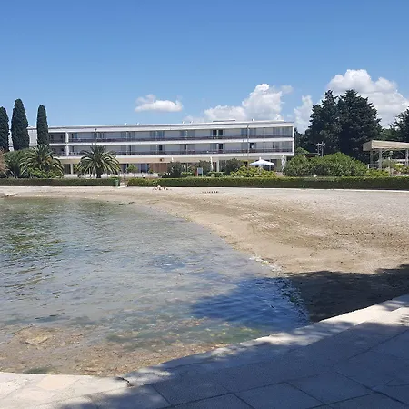 Comfortable Apartmentzadar Borikup To 5 Persons * Zadar